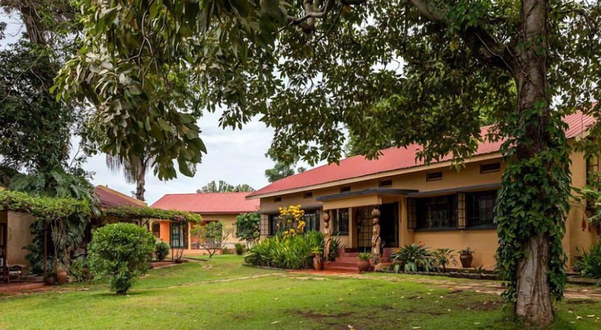 East Airport Guest House (EAGH)
