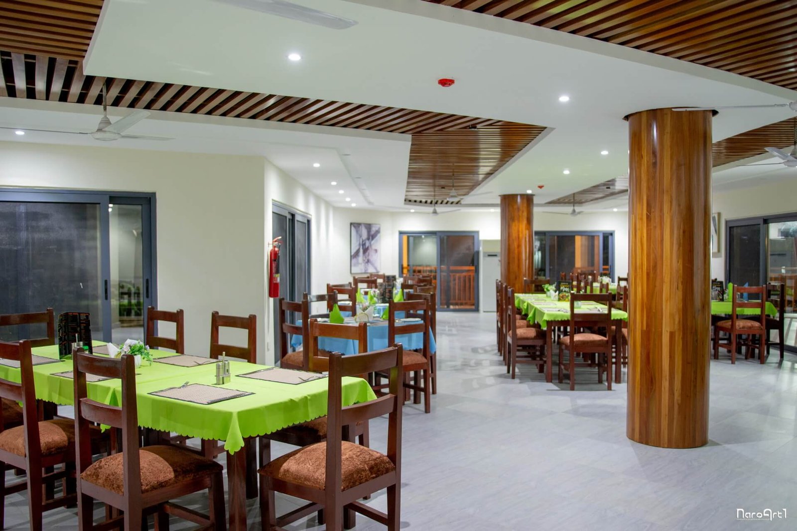 Rainforest Hotel