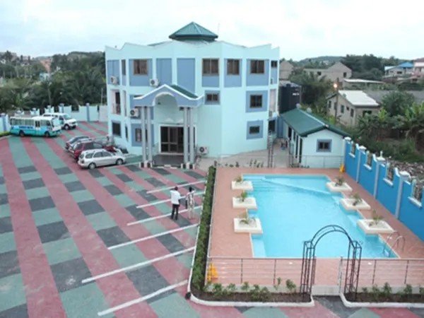 Samrit Hotel