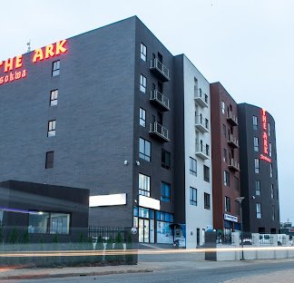 Oaks Plaza Suites Kumasi