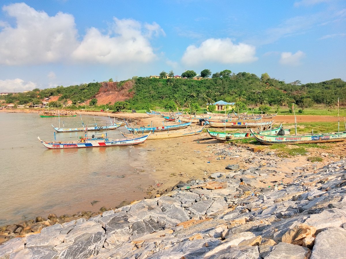 Abuesi Beach Resort