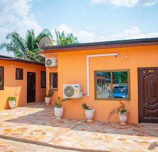 Bright Hotel & Suites
