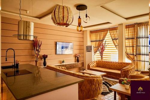 Beverly Hills Kumasi