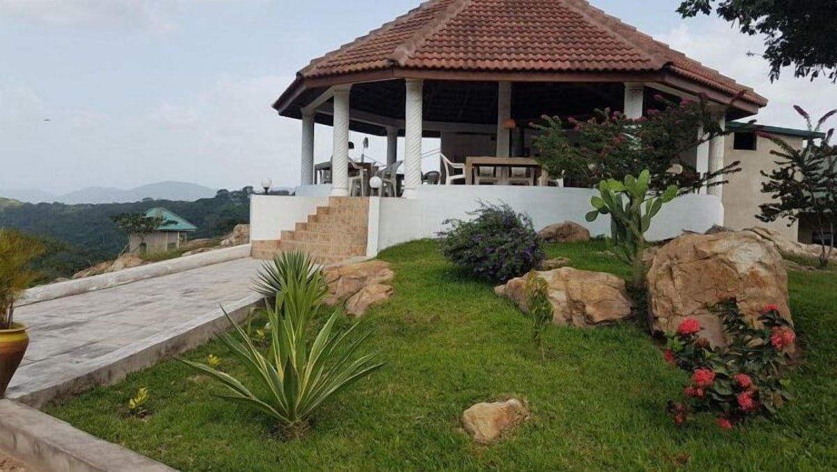 ANUM ROYAL HOTEL