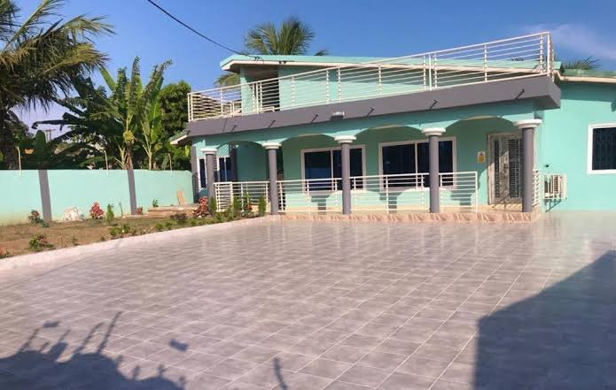 Aside Holiday Home