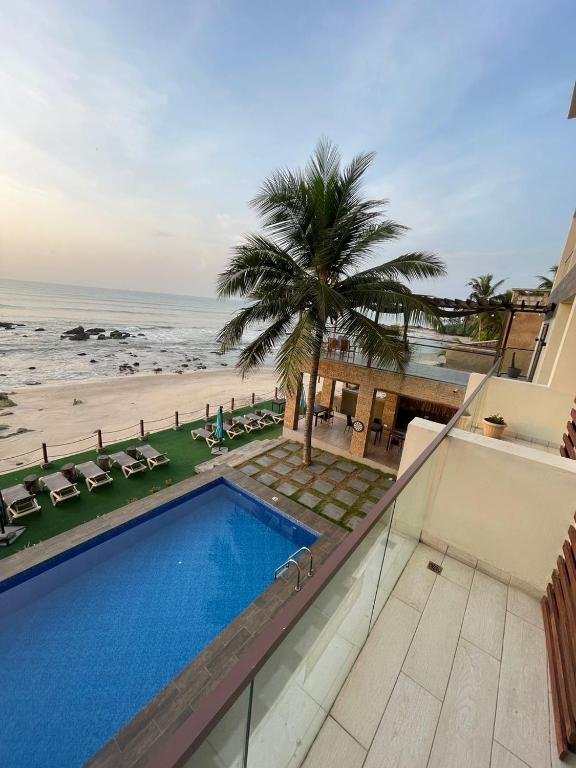 Kokrobite Beach Residences And Spa
