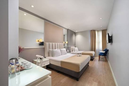 ESSLAND HOTEL