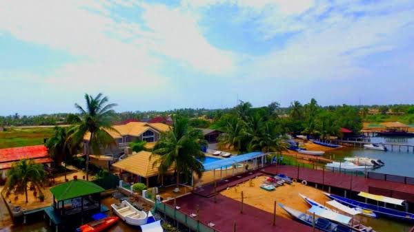 TSARLEY KORPEY BEACH RESORT