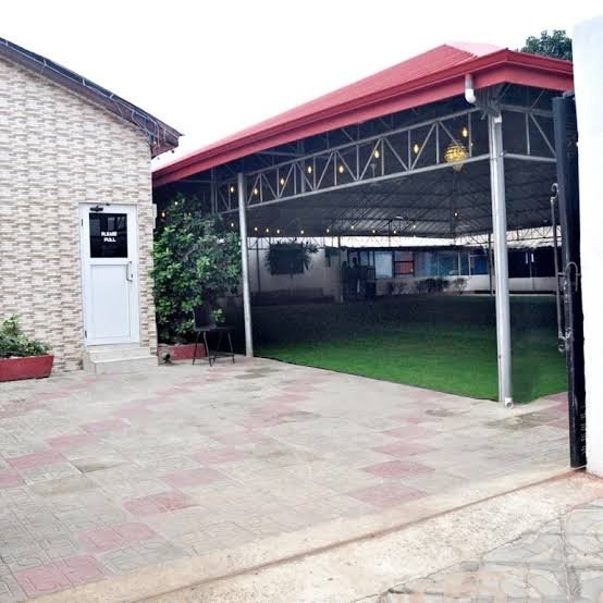 TESANO COTTAGE