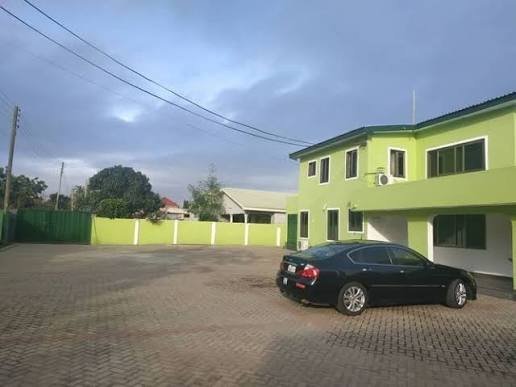 Apple Royal Lodge