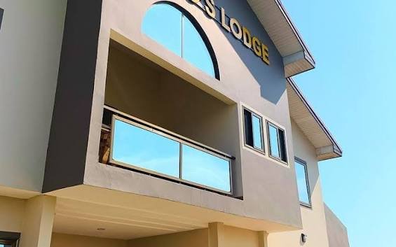 Awos Lodge