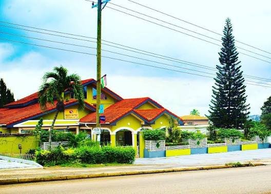 Rees Hotel