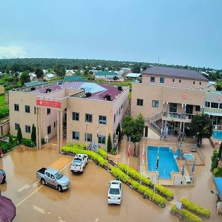WURIPE AND SONS ROYAL LODGE