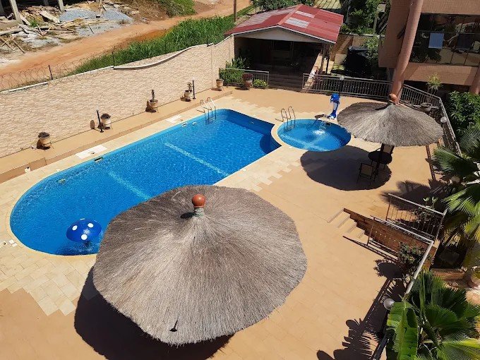 Akroma Plaza Hotel