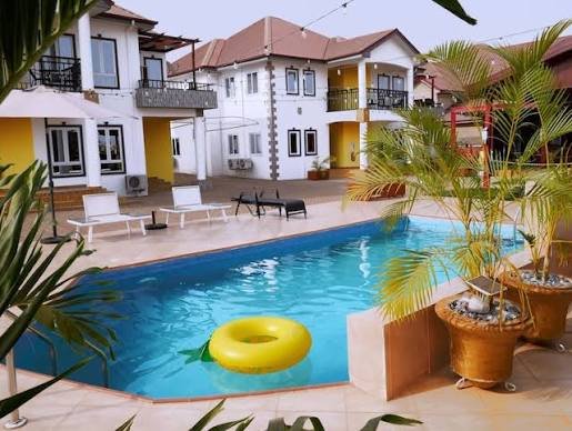 Candice Serviced Apartments