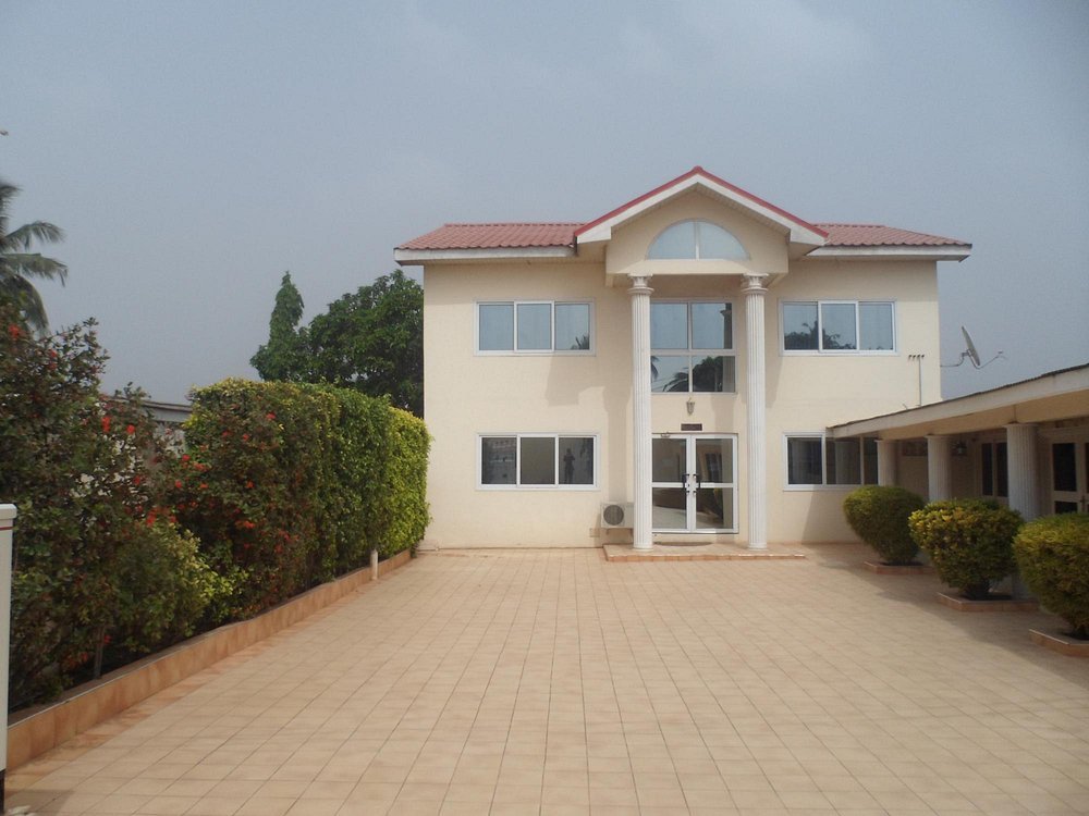 Adomah Guest House