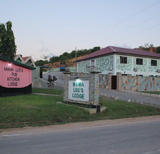 Mama Lee's Lodge