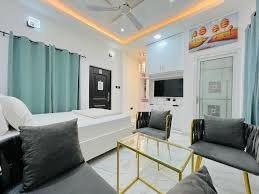 Blue Hill Hotel