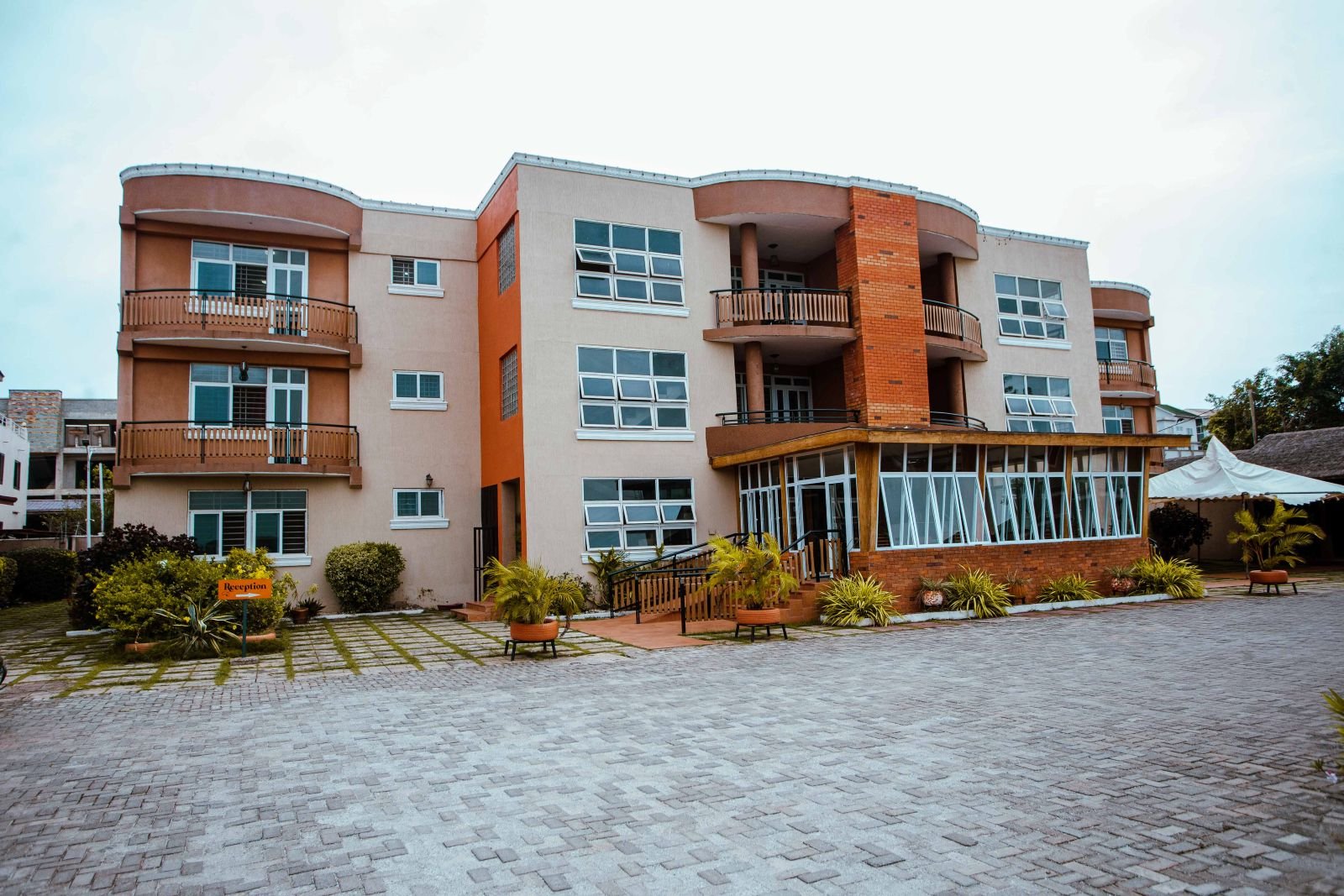 Efua Anoah Hotel Apartment
